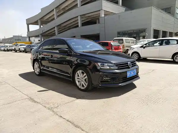 Volkswagen Sagitar 2019