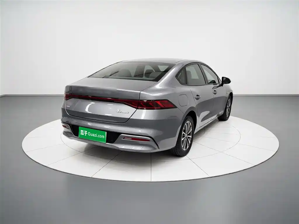 BYD Qin PLUS 2023 — фото 7