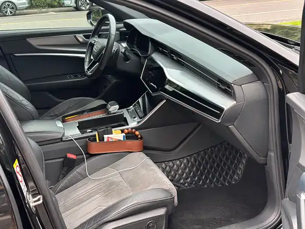 Audi A6L 2021