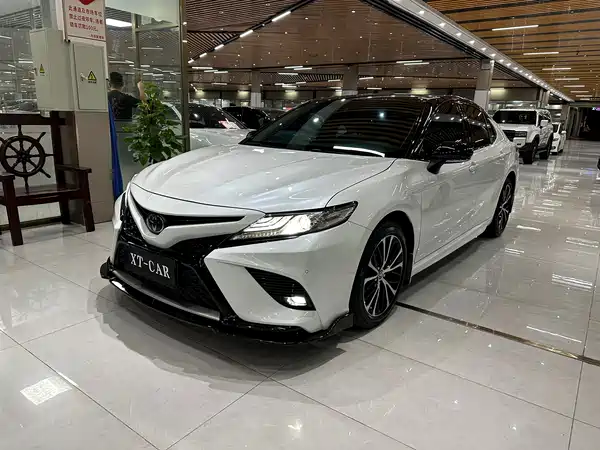 Toyota Camry 2018