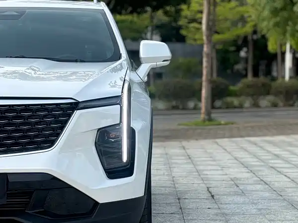 Cadillac XT4 2024