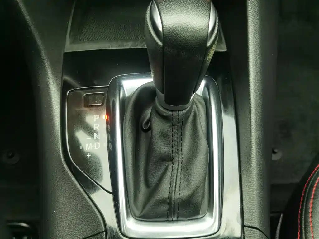 Mazda 3 Axela 2016 — фото 13