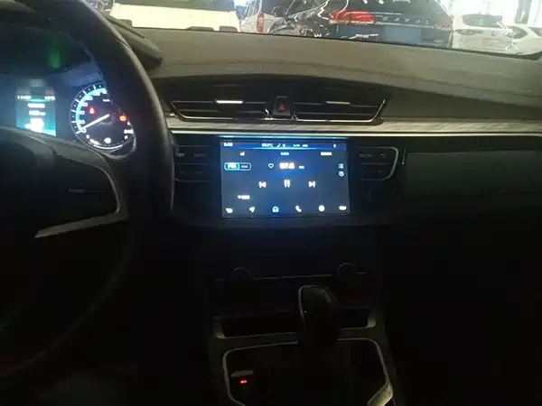Geely Emgrand 2019
