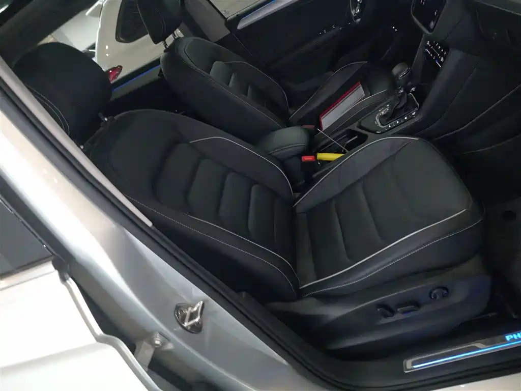 Volkswagen Tiguan L New Energy 2020 — фото 25