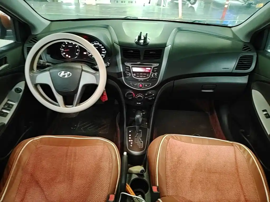 Hyundai Rui Yi 2015 — фото 10