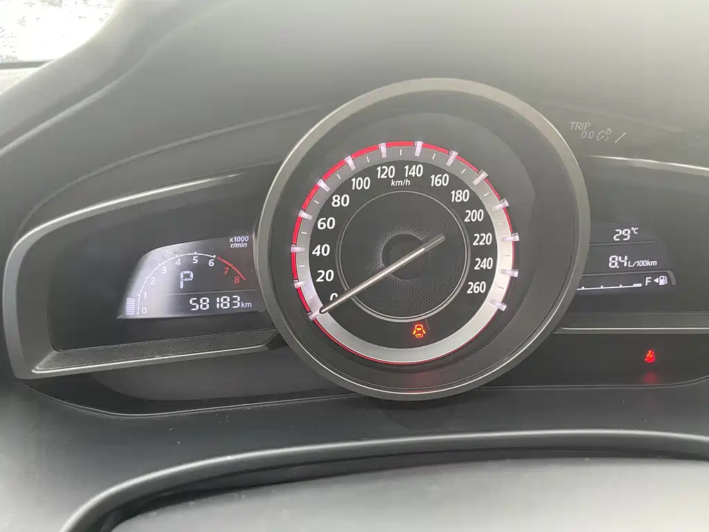 Mazda 3 Axela 2014