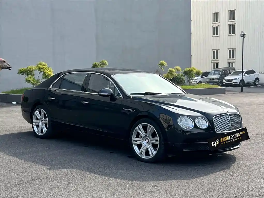 Bentley Flying Spur 2015 — фото 2