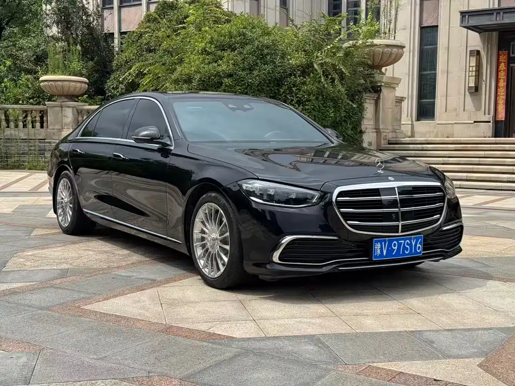 Mercedes-Benz S-Class 2025 — фото 1