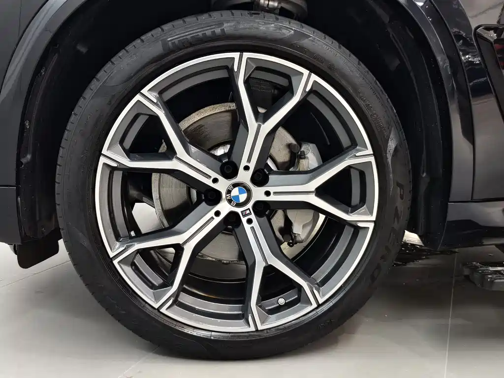 BMW X5 2024 — фото 18
