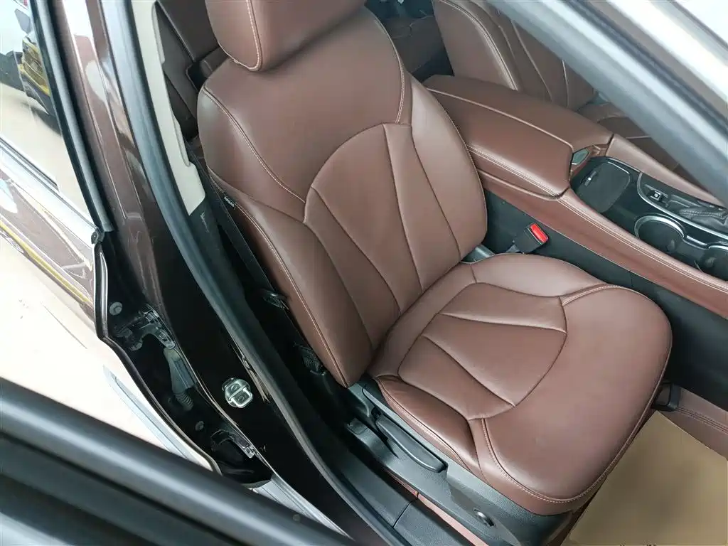 Buick Envision Plus 2020 — фото 25