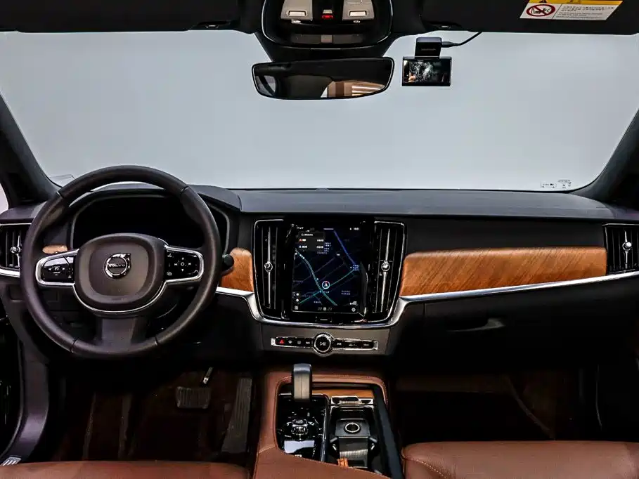 Volvo S90 2025 — фото 21