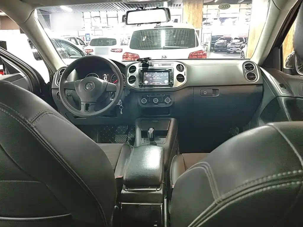 Volkswagen Tiguan 2017 — фото 10
