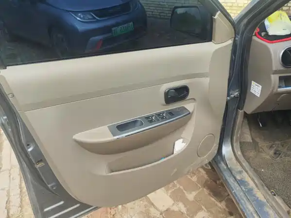 Wuling Hongguang 2013