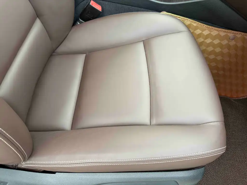 BMW 5 Series 2016 — фото 19