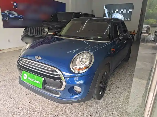 MINI 2017