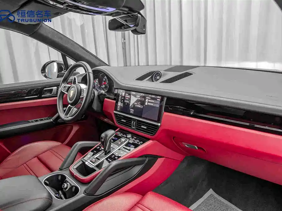Porsche Cayenne 2021 — фото 14