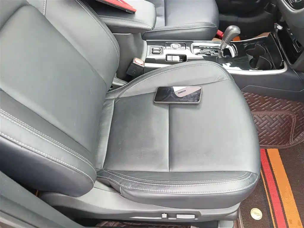 Mitsubishi Outlander 2019 — фото 24