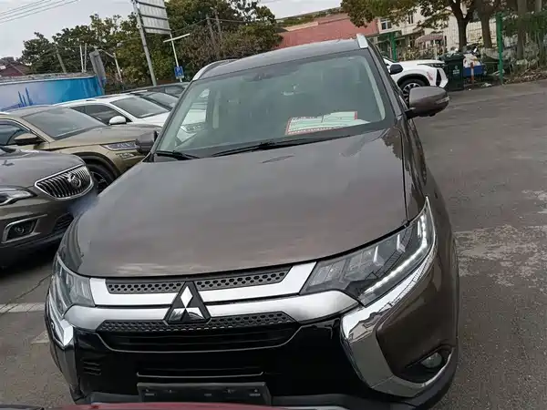 Mitsubishi Outlander 2019