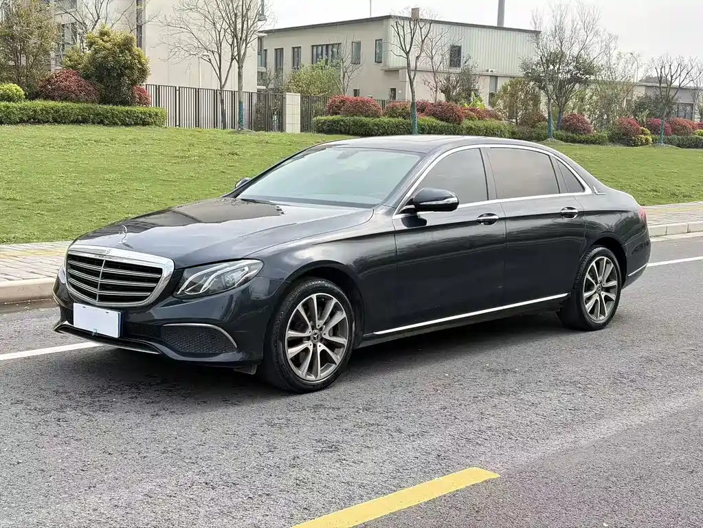 Mercedes-Benz E-Class 2019 — фото 1