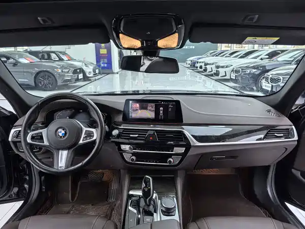 BMW 5 Series 2020
