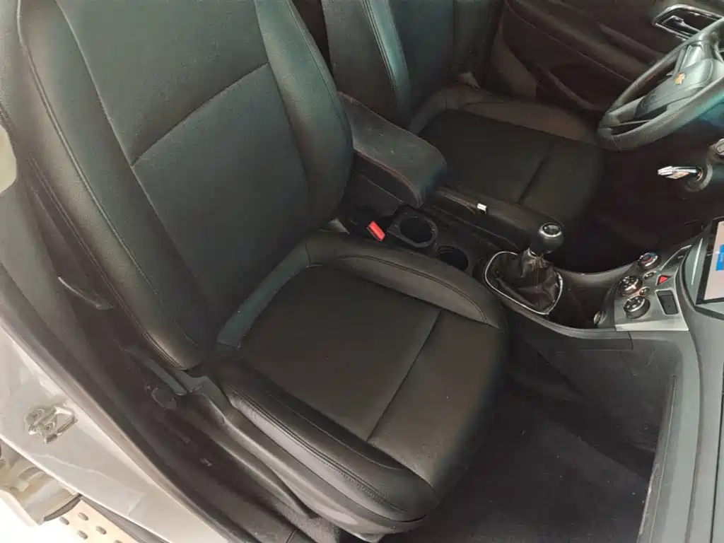 Chevrolet Trax 2015 — фото 25