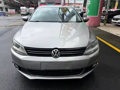 Volkswagen Sagitar 2014