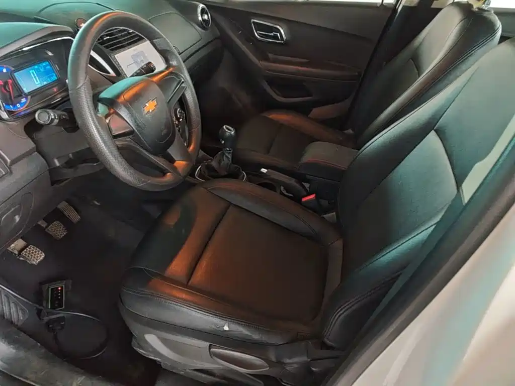 Chevrolet Trax 2015 — фото 15