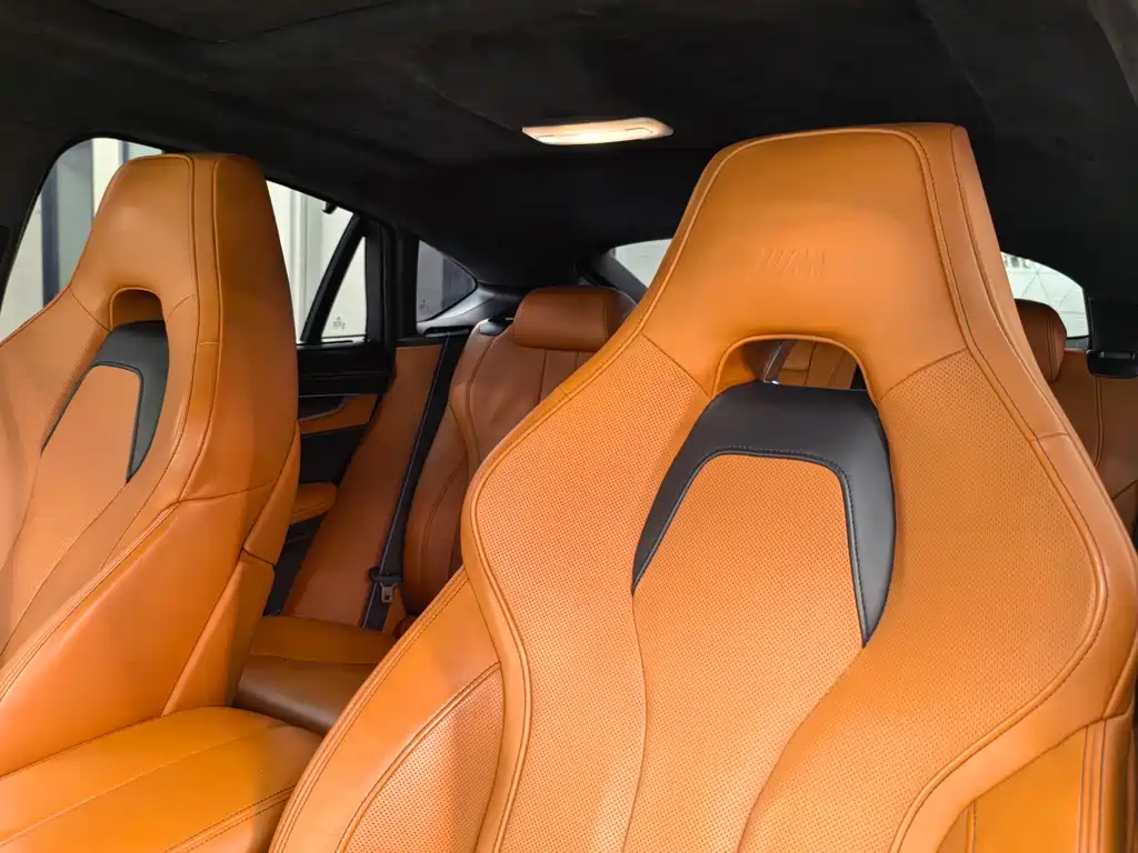 BMW X6 M 2016 — фото 15