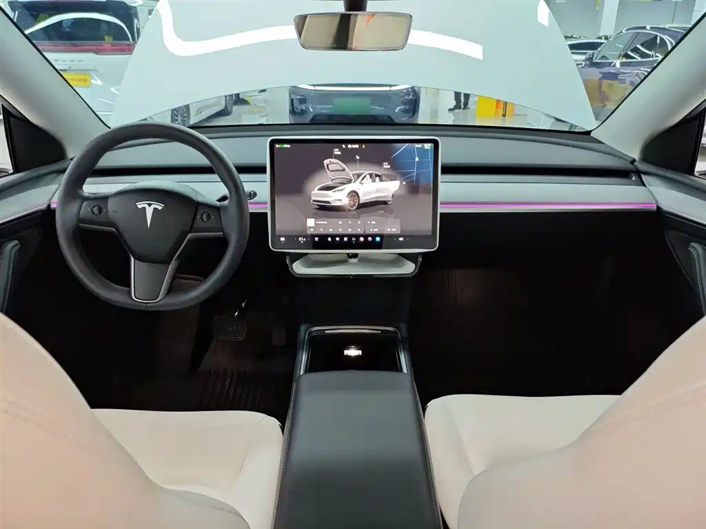 Tesla Model Y 2023 — фото 10