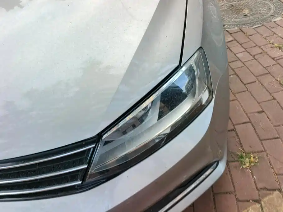 Volkswagen Sagitar 2018