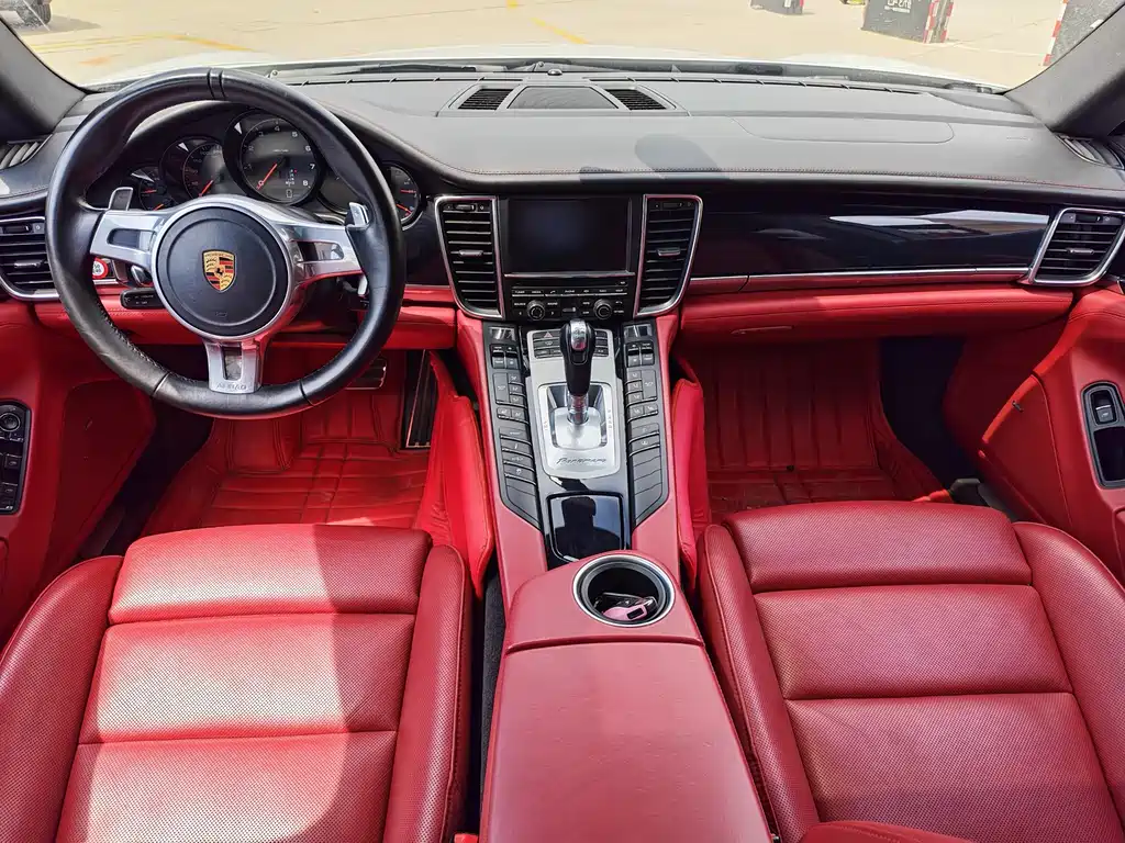 Porsche Panamera 2016 — фото 11