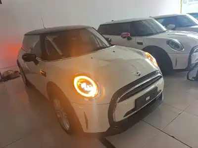 MINI MINI 2021