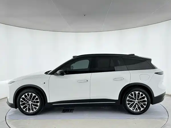 NIO ES6 2024