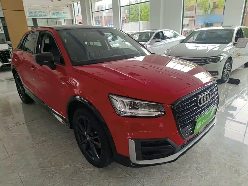Audi Q2L 2021