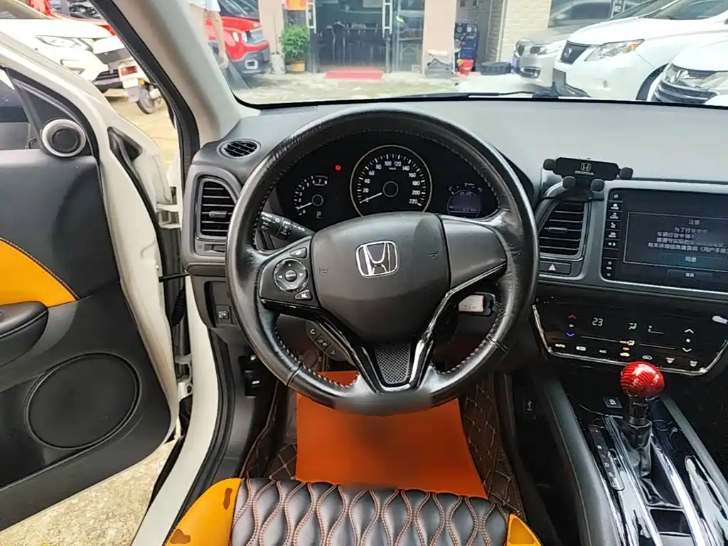 Honda Vezel 2021 — фото 11