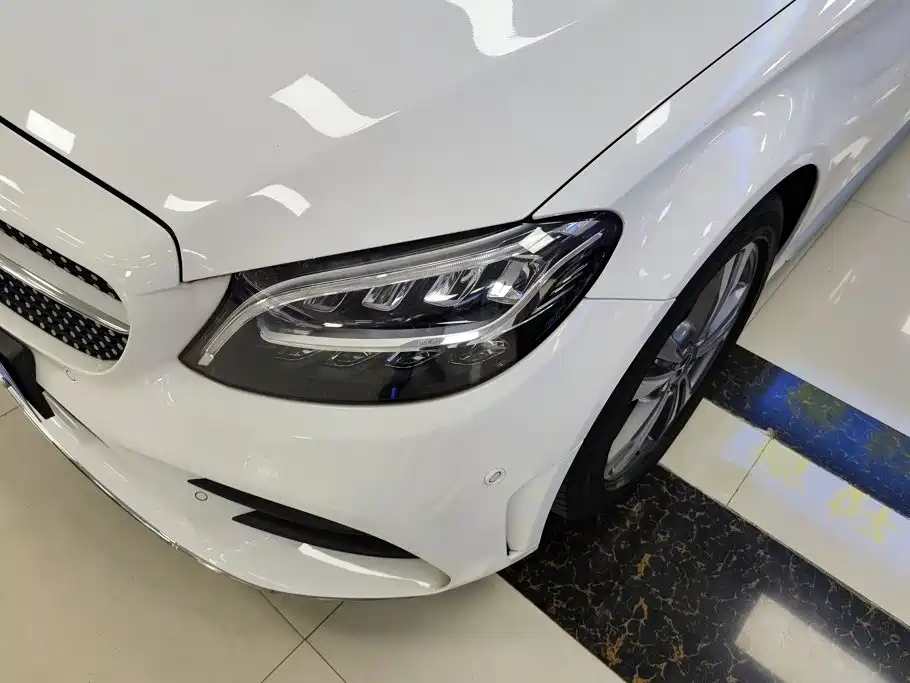 Mercedes-Benz C-Class 2019 — фото 5