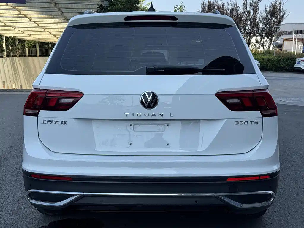 Volkswagen Tiguan L 2022 — фото 27