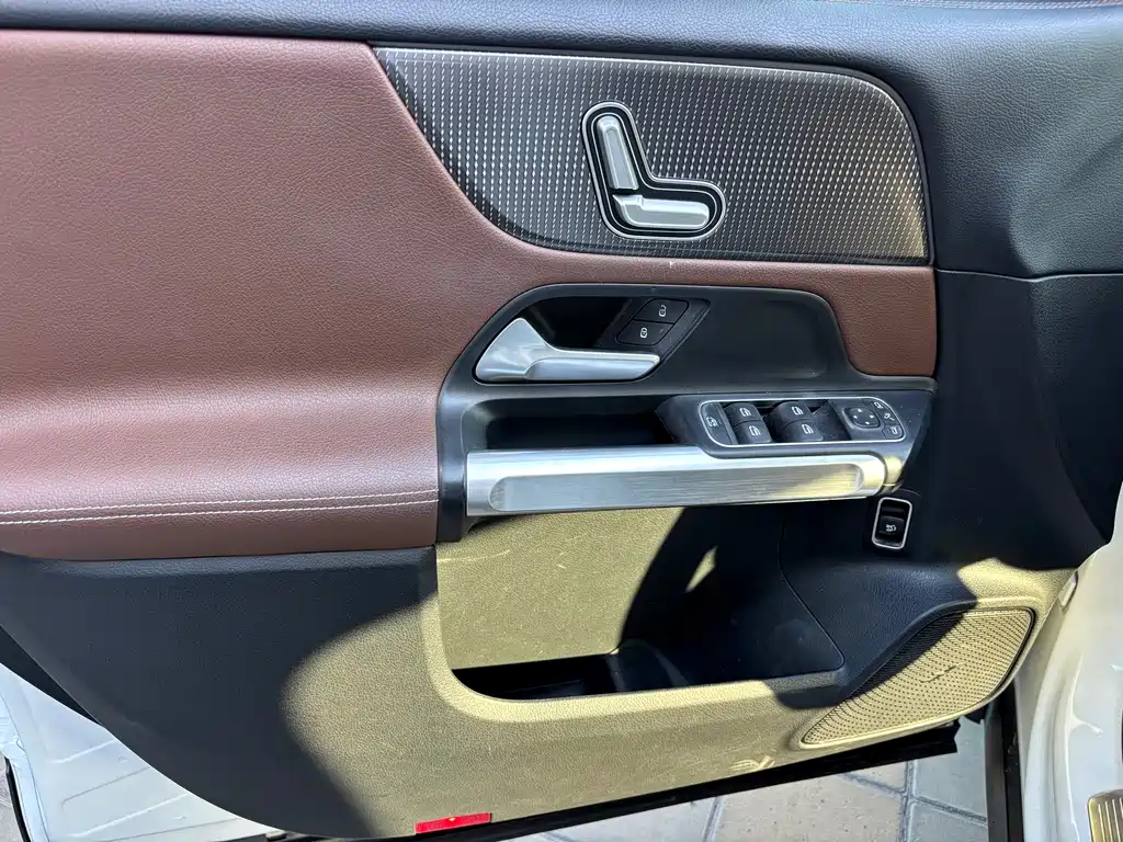 Mercedes-Benz GLB 2020 — фото 4