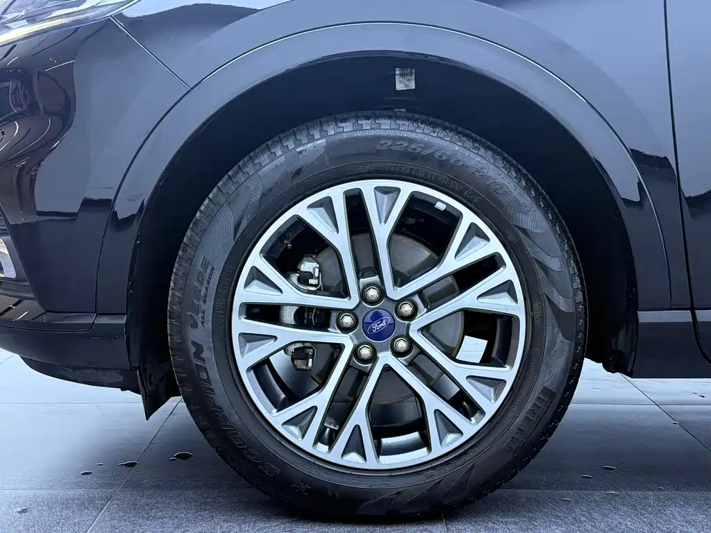 Ford Escape 2021