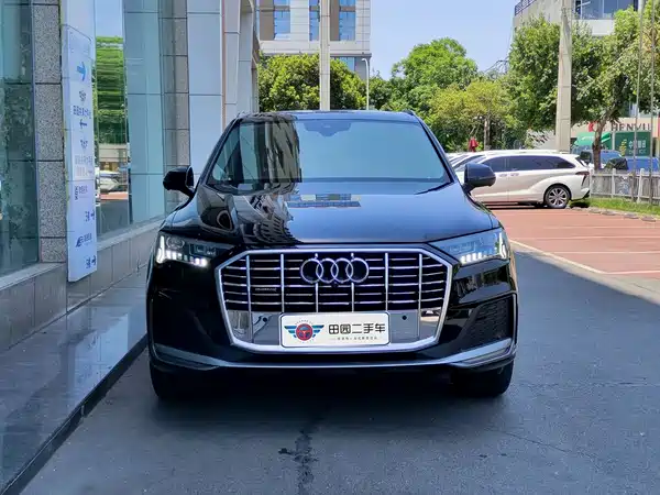 Audi Q7 2021