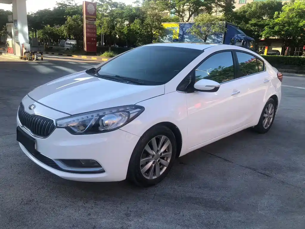 Kia K3 2013