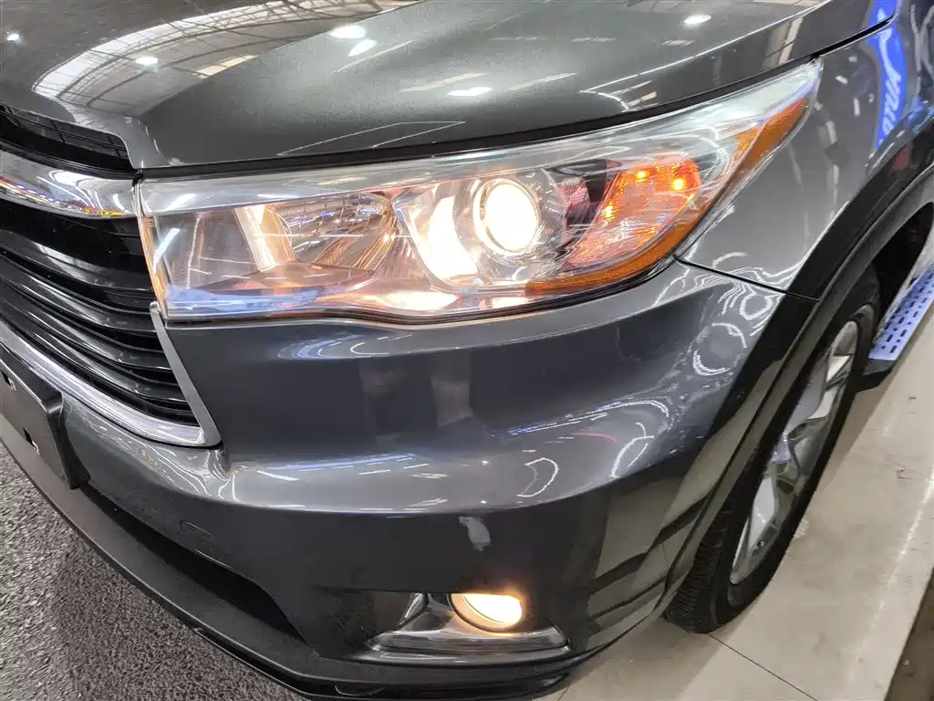 Toyota Highlander 2015 — фото 24