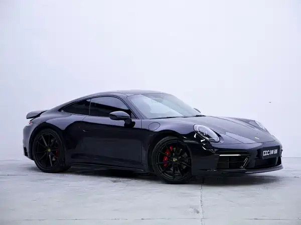Porsche 911 2023