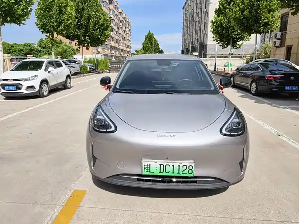 Geely Galaxy Starwish 2025
