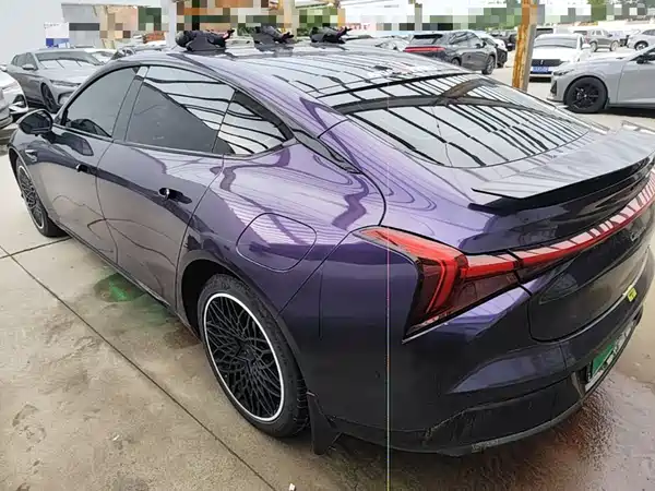 Neta S 2023