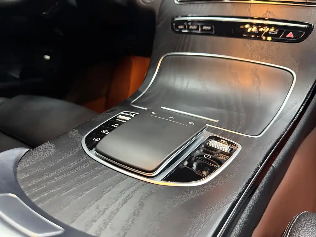Mercedes-Benz C-Class 2019 — фото 7