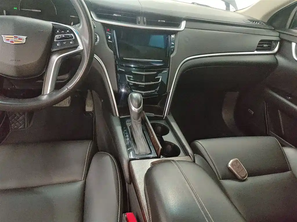 Cadillac XTS 2020 — фото 13