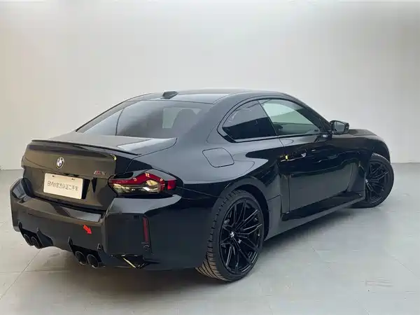 BMW M2 2025