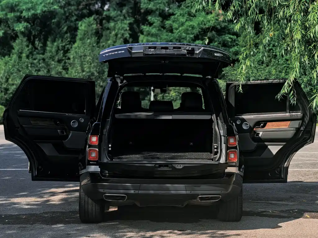Land Rover Range Rover 2019 — фото 24