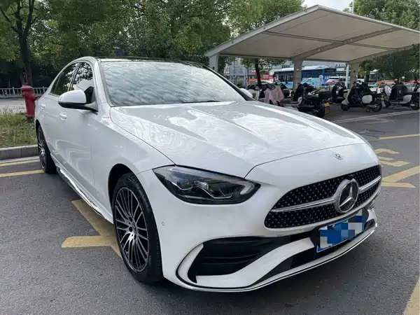 Mercedes-Benz C-Class 2022